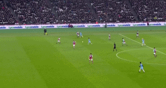 拉菲尼亚拒绝亿万诱惑！巴萨核心霸气宣言：我的心只属于这里